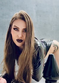 Bella 